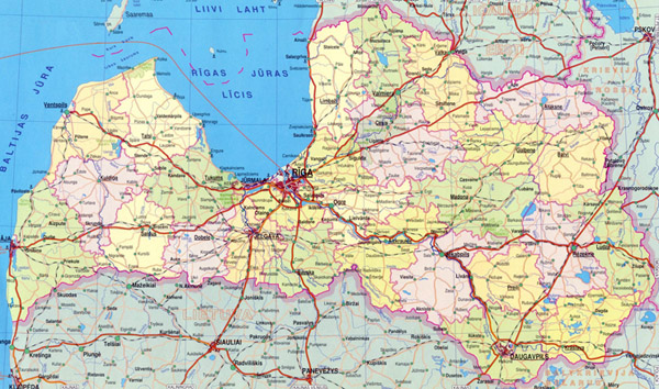 Большая подробная административно-территориальная карта Латвии. Подробная административная карта Латвии на Латвийском языке.