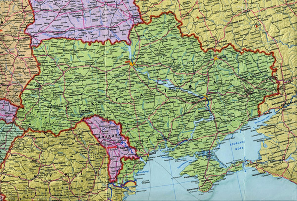 Физическая карта Украины и Молдовы. Физическая карта Украины и соседних стран. Основные автомагистрали и населенные пункты.